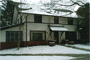 2001 VAN HISE AVE, a Prairie School house, built in Madison, Wisconsin in 1916.