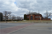 SE CNR OF JANESVILLE RD AND DURHAM DR, a One Story Cube school-one to six room, built in Muskego, Wisconsin in 1925.