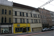 618-624 N BROADWAY, a Art/Streamline Moderne large retail building, built in Milwaukee, Wisconsin in 1889.