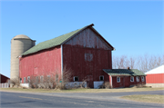 3900 VINBURN RD, a Astylistic Utilitarian Building barn, built in Windsor, Wisconsin in 1910.