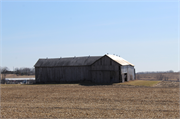4553 SELJE RD, a Astylistic Utilitarian Building tobacco barn, built in Windsor, Wisconsin in 1900.