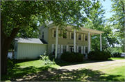 1195 W MAIN ST, a Federal house, built in Platteville, Wisconsin in 1862.
