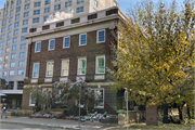 5 E WILSON ST, a Colonial Revival/Georgian Revival social recreational/fraternal hall, built in Madison, Wisconsin in 1916.