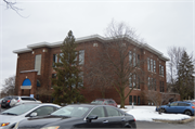 210 NW BARSTOW ST, a Prairie School school – elem/middle/jr high/high, built in Waukesha, Wisconsin in 1917.