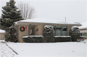 521 N. 105th Street, a Contemporary, built in Wauwatosa, Wisconsin in 1964.