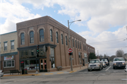 401 E MAIN, a Italianate small retail building, built in Watertown, Wisconsin in 1874.