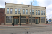 611 E MAIN ST, a Italianate large retail building, built in Watertown, Wisconsin in 1905.