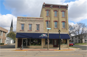 618 E MAIN ST, a Italianate bakery, built in Watertown, Wisconsin in 1885.