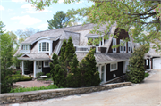 1010 FRANKLIN ST, a Shingle Style house, built in Wausau, Wisconsin in 1926.