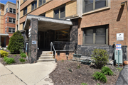 1032 E KNAPP ST, a Contemporary apartment/condominium, built in Milwaukee, Wisconsin in 1950.