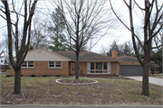 842 E ST FRANCIS RD, a Ranch house, built in De Pere, Wisconsin in 1954.