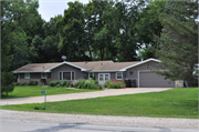 W225 S9595 BIG BEND DR, a Ranch house, built in Vernon, Wisconsin in 1960.