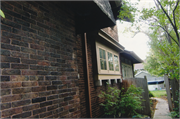 1924 N HI-MOUNT BLVD, a Bungalow house, built in Milwaukee, Wisconsin in 1913.