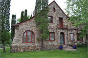 Wright, Razy and John, House, a Building.