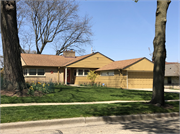 835 N. 75th Street, a Ranch house, built in Wauwatosa, Wisconsin in 1953.