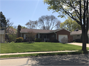 824 N. 76th Street, a Ranch house, built in Wauwatosa, Wisconsin in 1953.