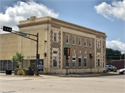 201 S KNOWLES AVE & 110 W 2ND ST, a Neoclassical/Beaux Arts bank/financial institution, built in New Richmond, Wisconsin in 1917.