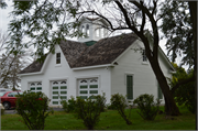 506 E PIONEER RD, a Italianate garage (residential), built in Fond du Lac, Wisconsin in 1980.
