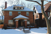 2423 E NEWBERRY BLVD, a American Foursquare house, built in Milwaukee, Wisconsin in 1908.