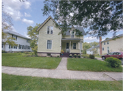 124 HIGHLAND ST, a Gabled Ell house, built in Evansville, Wisconsin in 1897.