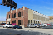 1418 W ST PAUL AVE, a Late Gothic Revival industrial bldg/manufacturing facility, built in Milwaukee, Wisconsin in 1929.