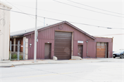 1919-1925 W ST PAUL AVE, a Astylistic Utilitarian Building industrial bldg/manufacturing facility, built in Milwaukee, Wisconsin in 1913.