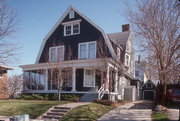 435 N PATERSON ST, a Shingle Style house, built in Madison, Wisconsin in 1901.
