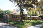 2642	N. 116th Street, a Ranch duplex, built in Wauwatosa, Wisconsin in 1955.