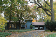 2521	N. 118th Street, a Contemporary house, built in Wauwatosa, Wisconsin in 1978.