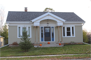 1221 Pershing Ave, a Side Gabled house, built in Sheboygan, Wisconsin in 1931.