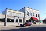 204 N Pearl Street, a Commercial Vernacular, built in New London, Wisconsin in 1884.