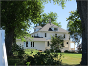 W755 WIS 96, a American Foursquare house, built in Kaukauna, Wisconsin in 1909.