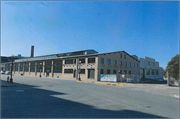 525 2ND ST NORTH, a Astylistic Utilitarian Building industrial building, built in La Crosse, Wisconsin in 1937.