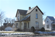 1222 JACKSON ST, a Front Gabled house, built in La Crosse, Wisconsin in .