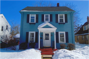 4936 N HOLLYWOOD AVE, a Colonial Revival/Georgian Revival house, built in Whitefish Bay, Wisconsin in 1926.