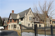 3515 N Lake Dr, a English Revival Styles house, built in Shorewood, Wisconsin in 1927.