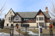 3515 N Lake Dr, a English Revival Styles house, built in Shorewood, Wisconsin in 1927.