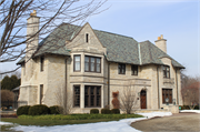 3575 N Lake Dr, a English Revival Styles house, built in Shorewood, Wisconsin in 1930.