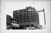 204 N 8TH ST, a Commercial Vernacular hotel/motel, built in Manitowoc, Wisconsin in 1927.