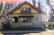 1811 VILAS AVE, a Bungalow house, built in Madison, Wisconsin in 1912.