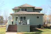 Franklin E and Eva E Keefe House, a Building.