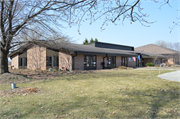 3365 W Brewster St, a Ranch small office building, built in Grand Chute, Wisconsin in 1975.