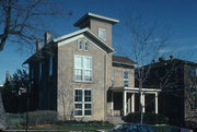 423 N PINCKNEY ST, a Italianate house, built in Madison, Wisconsin in 1855.