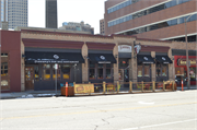 425 E WELLS ST, a Commercial Vernacular large retail building, built in Milwaukee, Wisconsin in 1894.