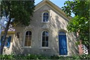 1636 W NATIONAL AVE, a Italianate house, built in Milwaukee, Wisconsin in 1868.