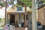 1636 W NATIONAL AVE, a Italianate house, built in Milwaukee, Wisconsin in 1868.