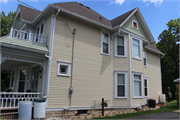 Edwards-Larson House, a Building.