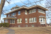705 E 3RD ST N, a Colonial Revival/Georgian Revival house, built in Ladysmith, Wisconsin in 1916.