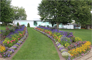 915 Memorial Drive, a garden, built in Manitowoc, Wisconsin in .