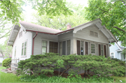 127 N ASHLAND AVE, a Bungalow house, built in Green Bay, Wisconsin in 1915.